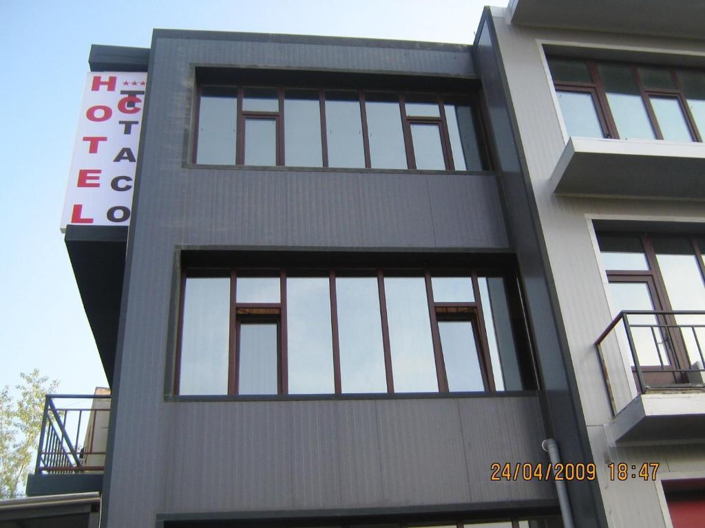 Hotel Taco Bucareste Exterior foto
